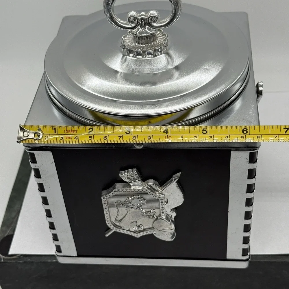 Medieval Knight & Coat Of Arms Ice Bucket Man Cave Barware Retro
